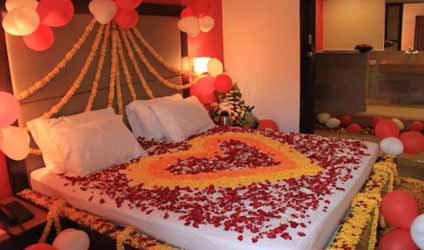 পর্ব-২১: আকাশ এখনও মেঘলা