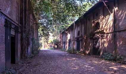 পর্ব-২৯: আকাশ এখনও মেঘলা