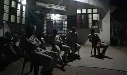 পর্ব-৩৭: আকাশ এখনও মেঘলা