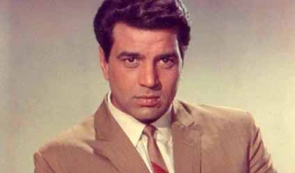 ধর্মেন্দ্র স্থিতিশীল, ধীরে ধীরে সুস্থ হচ্ছেন বীরু! অভিনেতার মৃত্যুর গুঞ্জন ওড়ালেন হেমা ও ঈশা