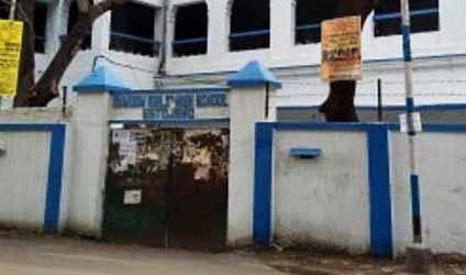 পর্ব-৭০: আকাশ এখনও মেঘলা